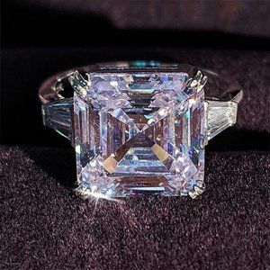 NEW Huge 9.5 Carat Asscher Diamond Wedding Ring